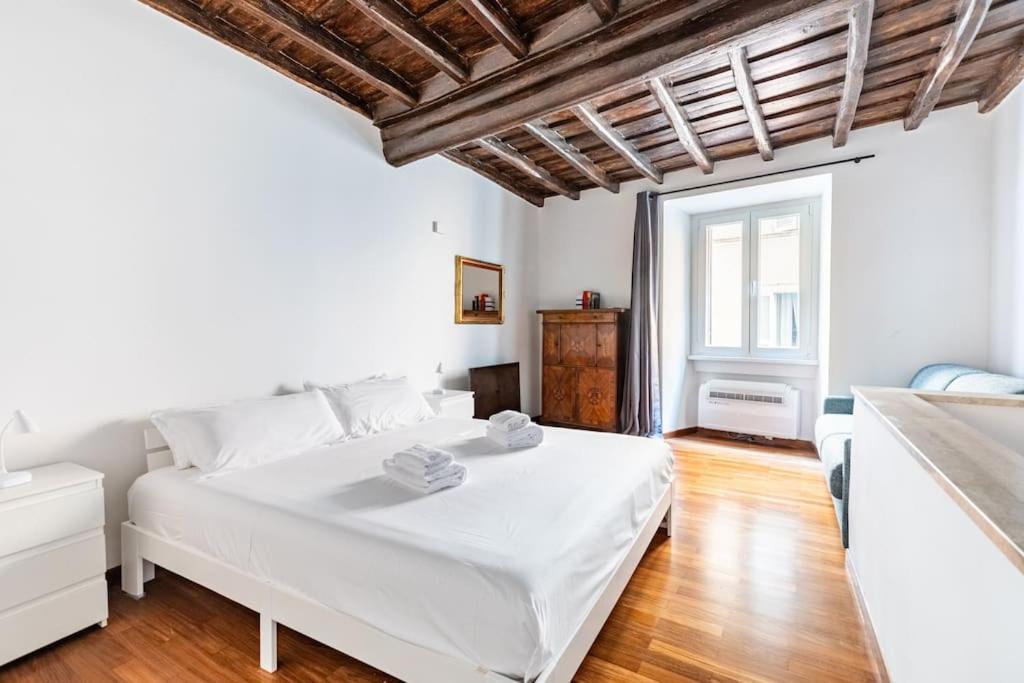 Bottega Augustea Duplex In Monti Rom