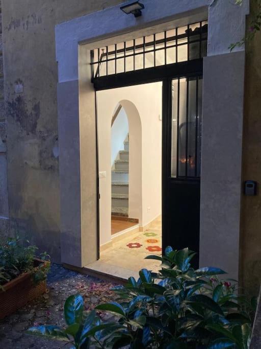 Bottega Augustea Duplex In Monti Apartamento Roma
